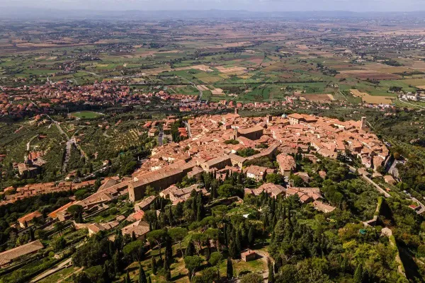 Veduta area di Cortona